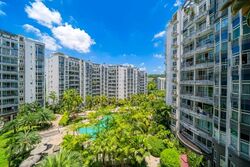 Hillington Green (D23), Condominium #587761301